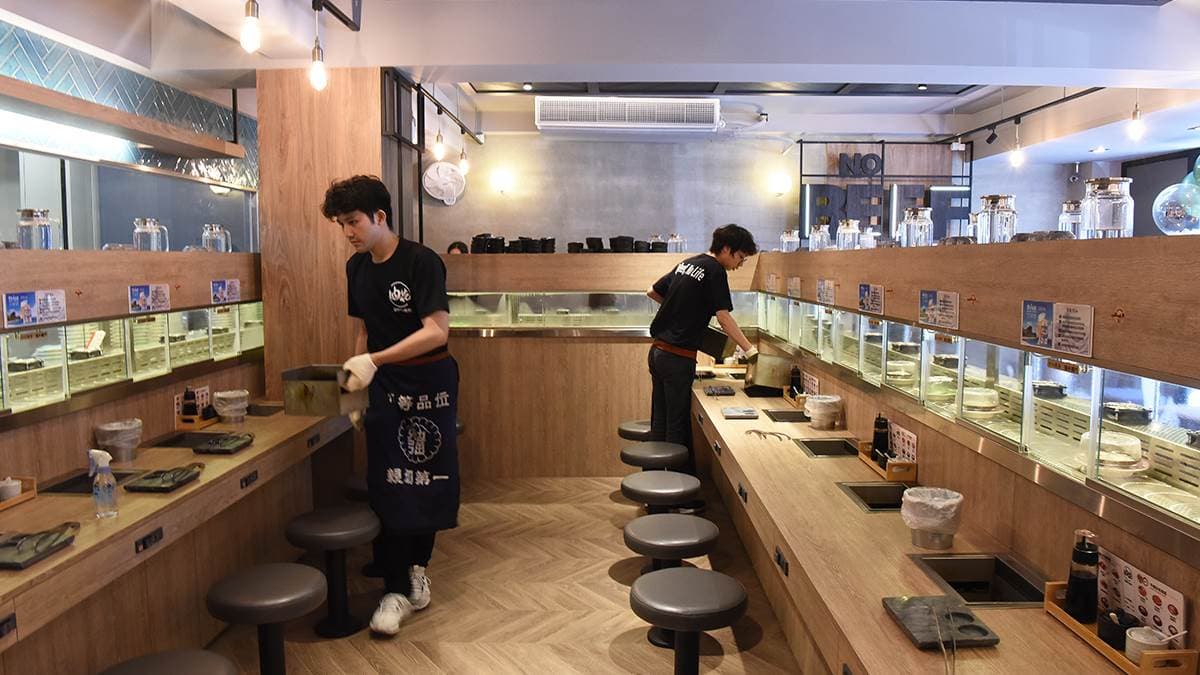【食尚首播】不只壽司能迴轉!台北高CP值燒肉Prime頂級牛、伊比利豬吃多少自己拿 【食尚首播】不只壽司能迴轉!台北高CP值燒肉Prime頂級牛、伊比利豬吃多少自己拿
