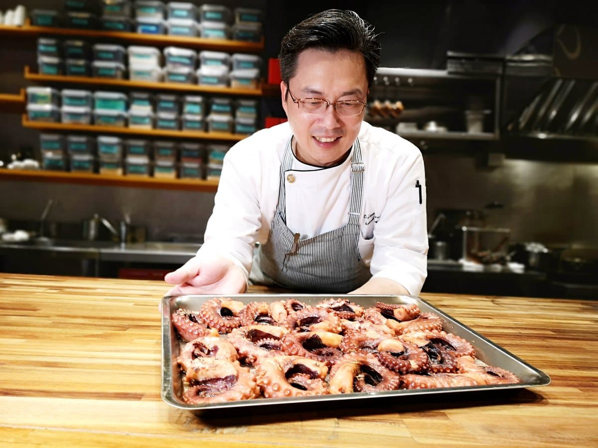 【新開店】像土豪般吃松露!超霸氣「板前第一排」無菜單料理,沒預約吃不到 【新開店】像土豪般吃松露!超霸氣「板前第一排」無菜單料理,沒預約吃不到