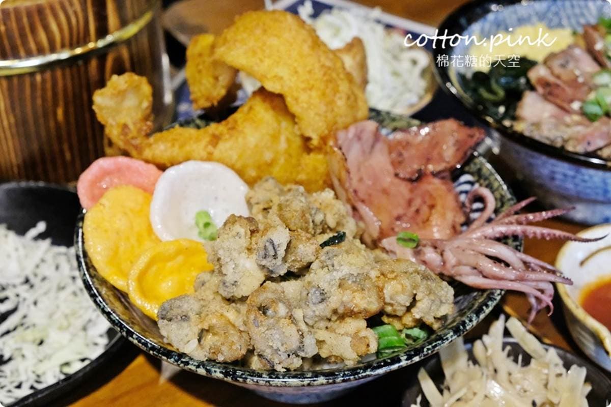 超澎派！台中爆料系丼飯鋪滿蚵仔酥、Q脆魷魚，還可加點配餐享海陸雙拼