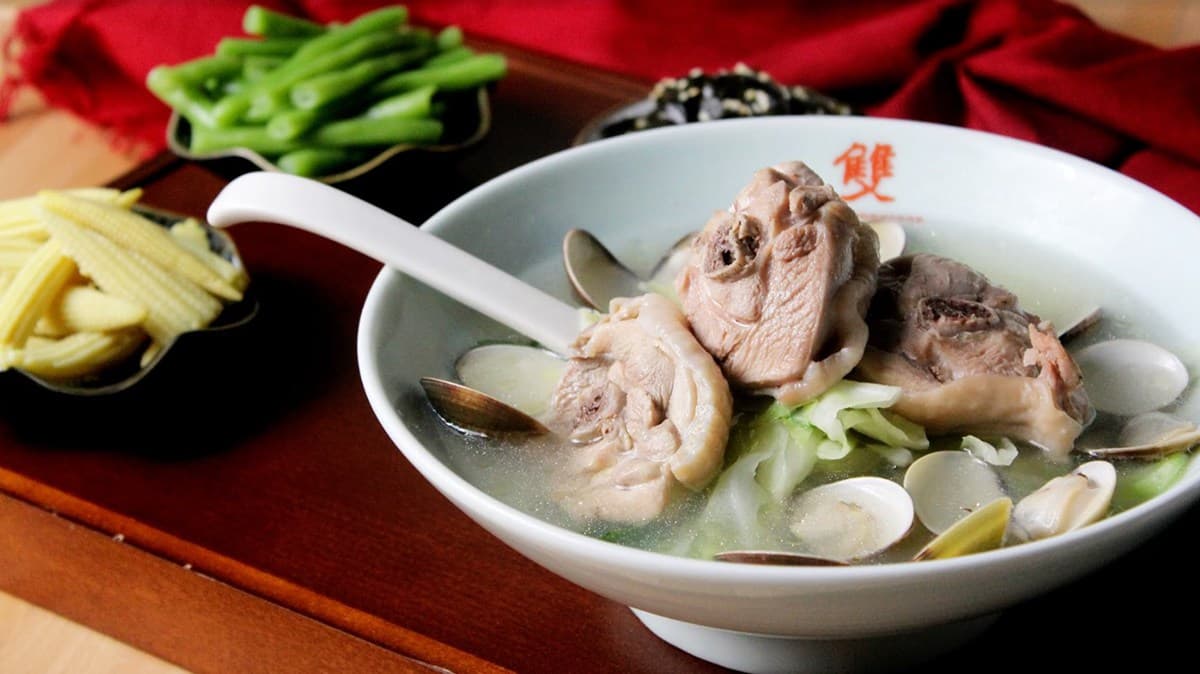 蟬聯米其林推薦！台北最推養生雞湯、魚湯料理
