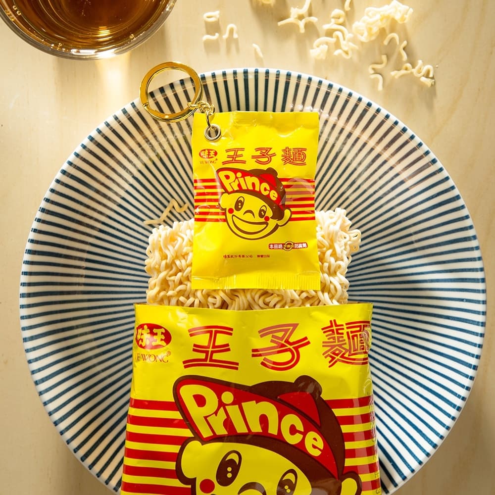 經典唰嘴零食變身！悠遊卡推「王子麵3D造型卡」，限期5天開放預購