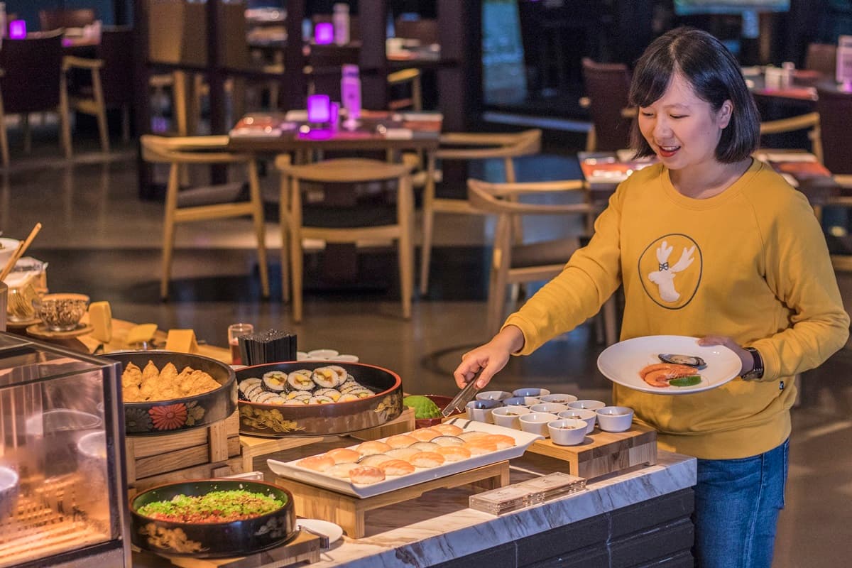 快對身分證！超狂飯店「有3」半價爽吃Buffet，一次6人都有優惠