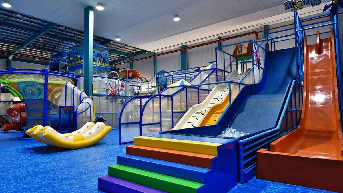 【新開店】全台最大海盜船球池！南台灣小孩放電天堂，超大2100坪還可吹冷氣