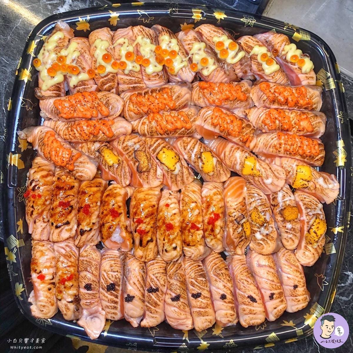 巨人吃的嗎?台南浮誇系丼飯有整盆海鮮,50貫炙燒鮭魚占滿畫面超誘人 巨人吃的嗎?台南浮誇系丼飯有整盆海鮮,50貫炙燒鮭魚占滿畫面超誘人
