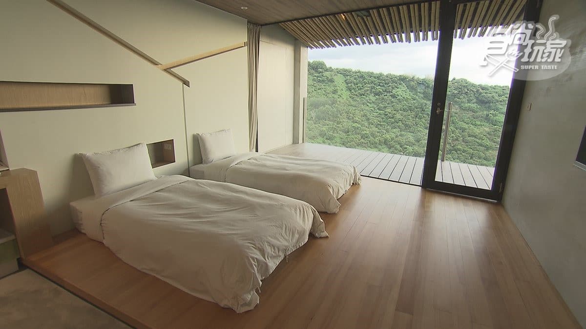 與大自然共生！入住台南祕境農場賞整面山景，還能爽泡山泉水無邊際泳池