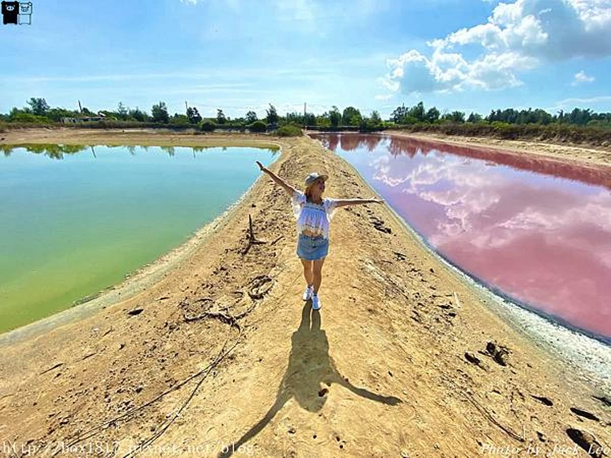 全台唯一「草莓牛奶湖」這裡拍！還有翠綠、粉白整套「上帝調色盤」必打卡