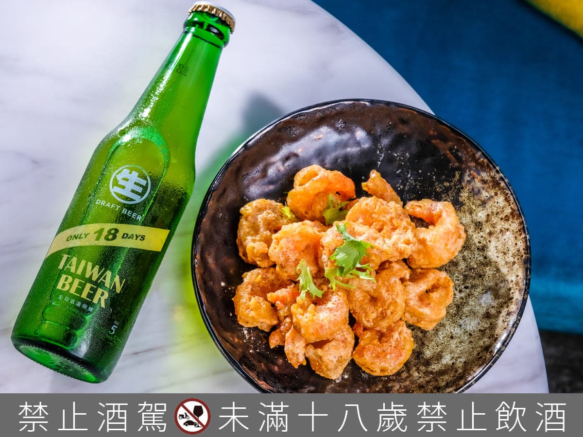 18天台灣生啤酒聯名Ch-eat & Drink、夠夠肉火鍋，現在點專屬套餐就送限量設計款啤酒杯，快揪你的好友#1起吃飯8！