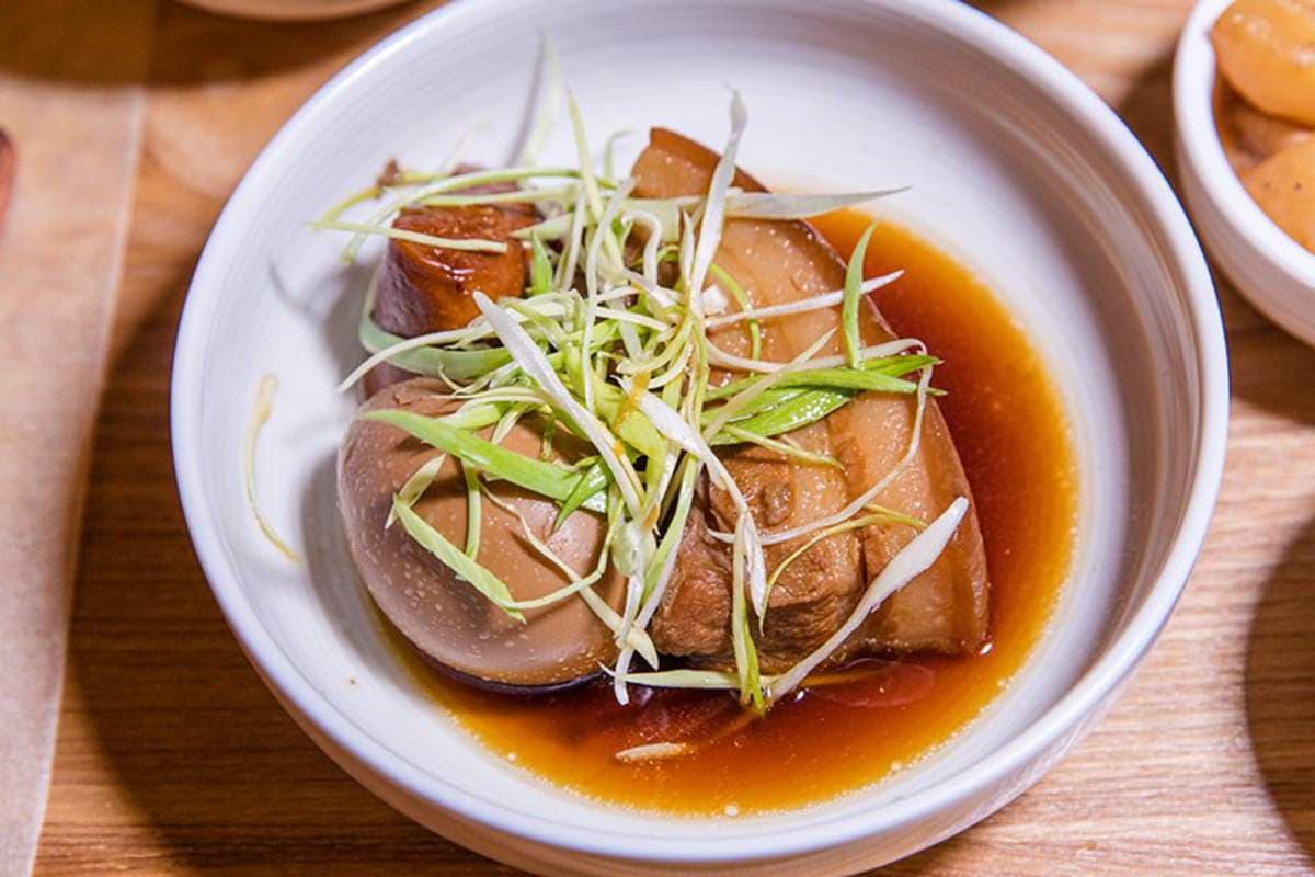 網美打卡最愛!內湖「貨櫃玻璃屋」餐廳日夜都好拍,必點清爽封肉帶中藥香 網美打卡最愛!內湖「貨櫃玻璃屋」餐廳日夜都好拍,必點清爽封肉帶中藥香