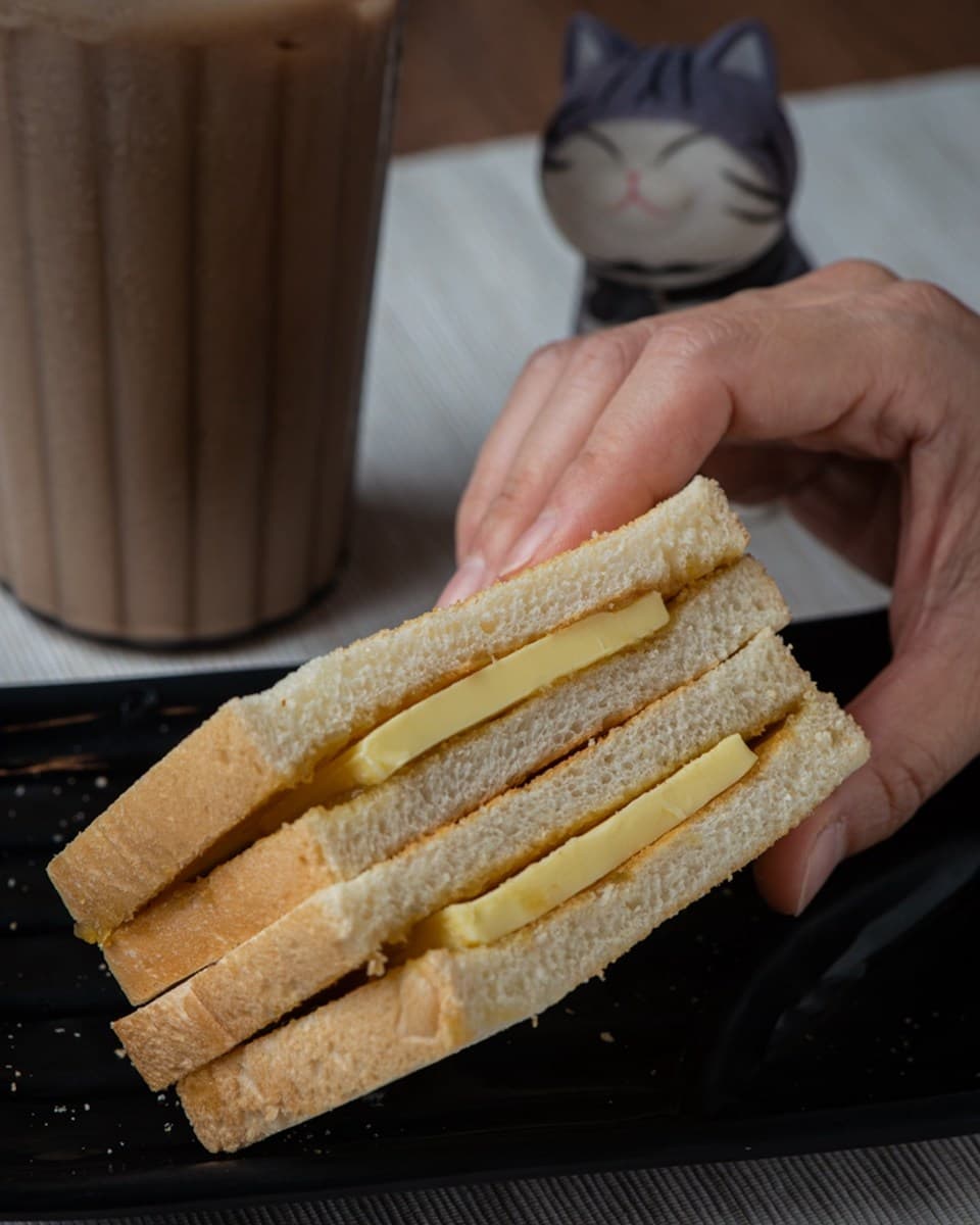 台南一開3家店！獨門祕方星馬「叻沙麵」必點海陸雙拼，壽星送「恐龍美祿」