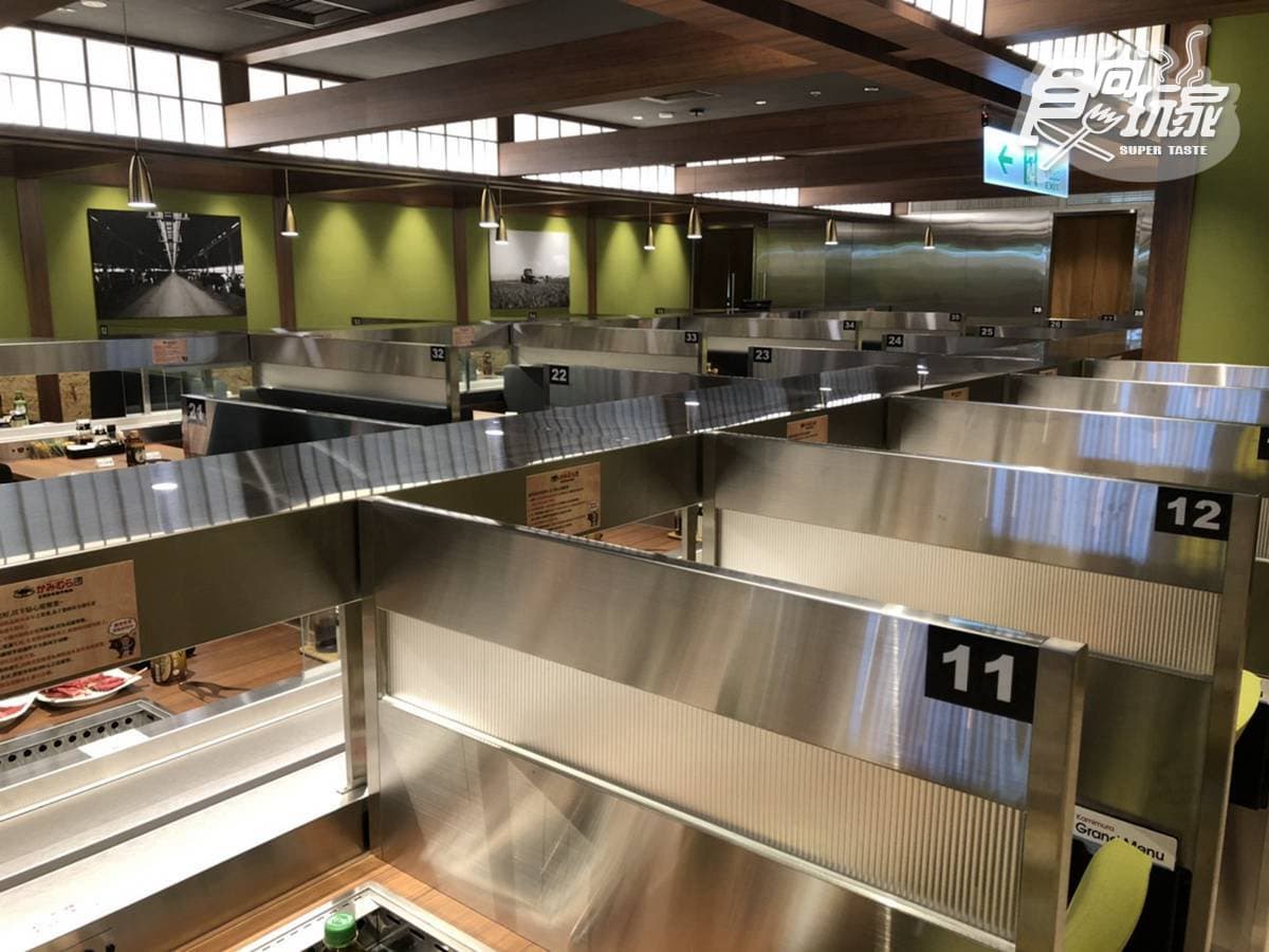 【新開店】一人599元100品燒肉吃到飽！日本超夯「上村牧場」登台，貼心燒肉列車直送到桌