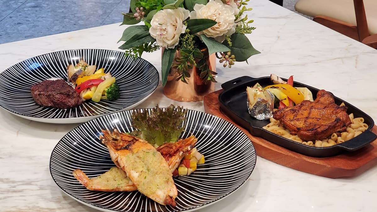 比夜市還便宜!只要加158元爽吃「飯店牛排」+吃到飽無限狂拿,還有南霸天酒吧可喝 比夜市還便宜!只要加158元爽吃「飯店牛排」+吃到飽無限狂拿,還有南霸天酒吧可喝