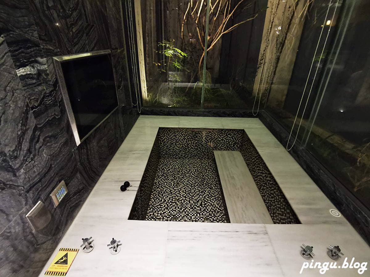 偽出國環遊世界!台中汽車旅館打卡必住杜拜海底房,瑞士滑雪屋還能美拍獨角獸戲水池 偽出國環遊世界!台中汽車旅館打卡必住杜拜海底房,瑞士滑雪屋還能美拍獨角獸戲水池