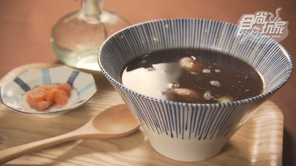 「溫泉麻糬紅豆」紅豆以溫泉水熬製。