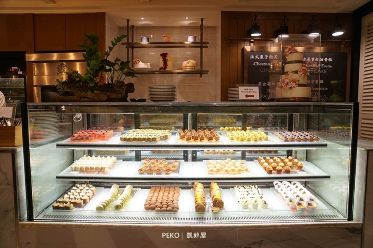 台北必吃Buffet冠軍！10大餐區160道料理，過橋牛肉、現切肋眼牛排、黑松露燉飯大推