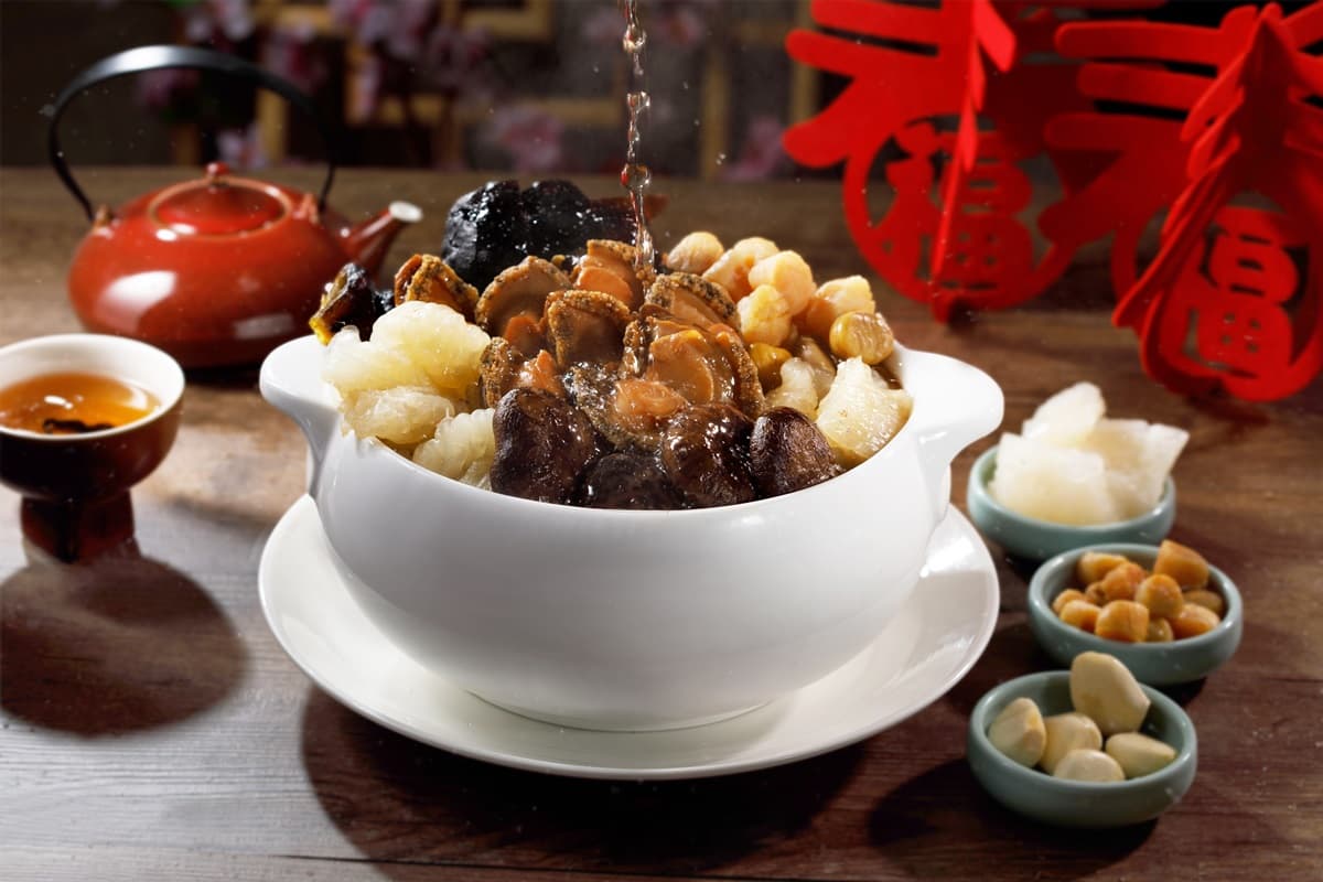 全台30家飯店「外帶年菜」看這篇！牛年必吃牛料理、放大版佛跳牆、比利時湯鍋帶回家