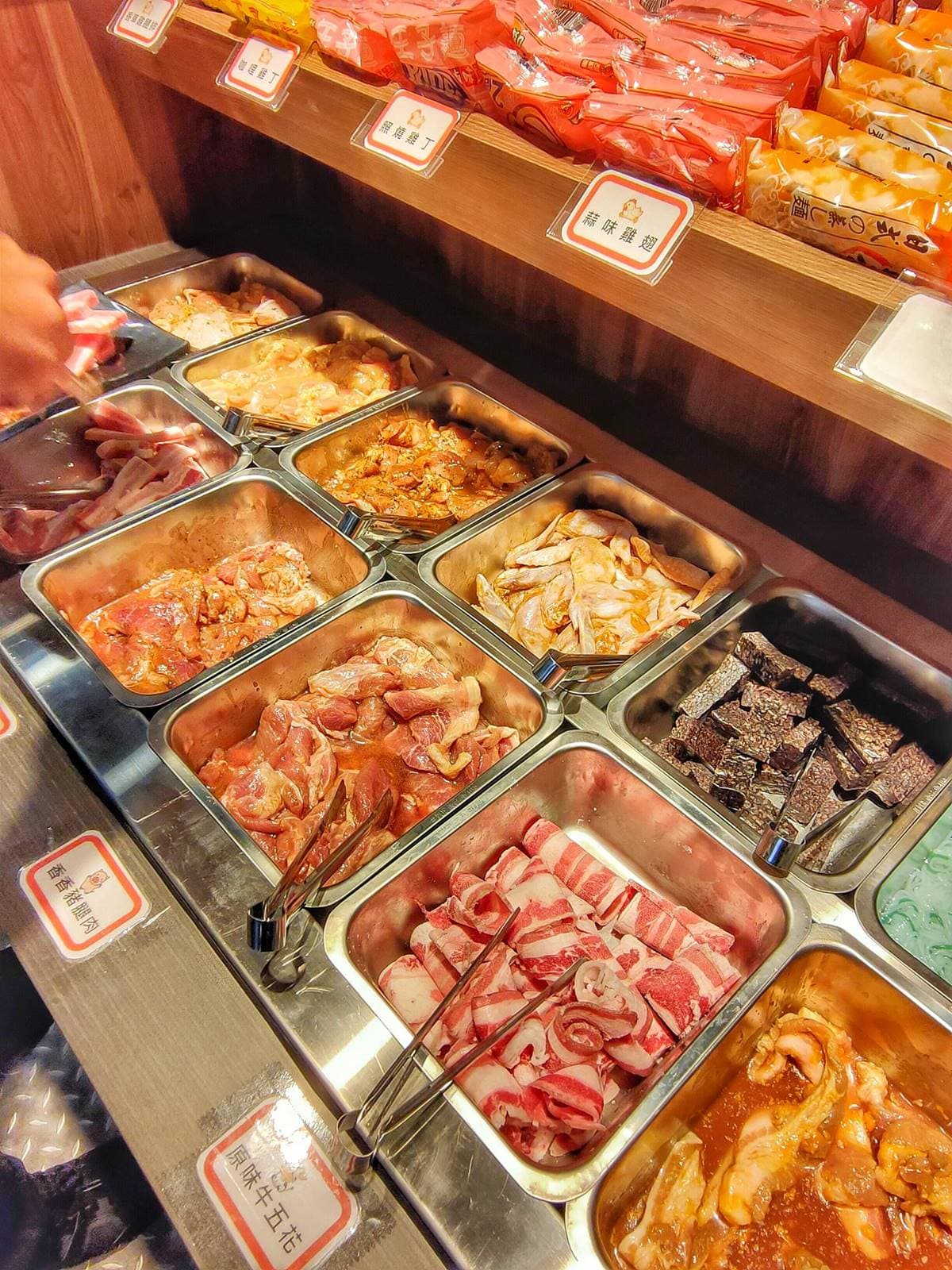 想吃先預約!桃園超狂韓式燒烤吃到飽只要299元,老饕強推必拿香草雞腿排 想吃先預約!桃園超狂韓式燒烤吃到飽只要299元,老饕強推必拿香草雞腿排