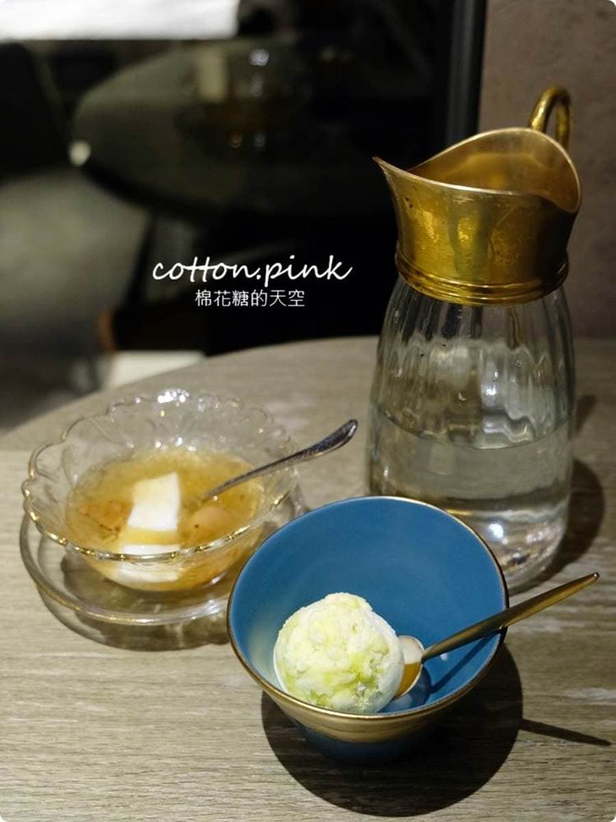 隨便拍都是網美照！台中最潮火鍋爽嗑和牛、伊比利豬、活鮑魚，湯底還能煮龍蝦膏雜炊