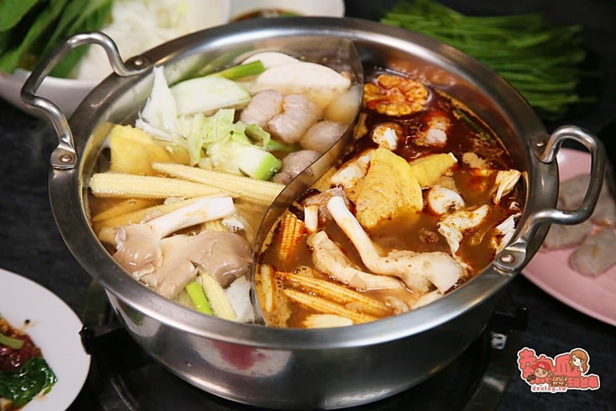 超欠吃「台南4大特色火鍋」！溫體牛麻辣鍋、港式沙嗲鍋、串串鍋，還有美拍花園壽喜燒
