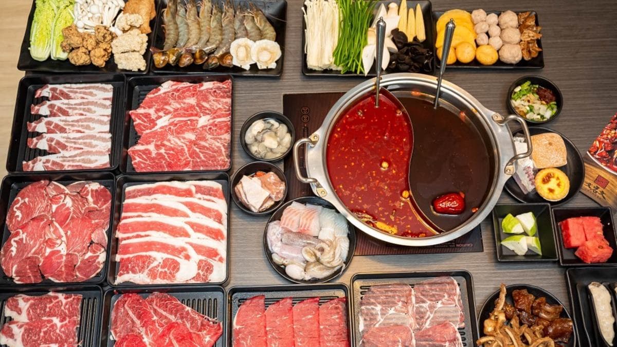 肉控怒吃囉！新莊火鍋吃到飽獨創養生鍋+原塊肉，還有超夯觀音茶冰淇淋