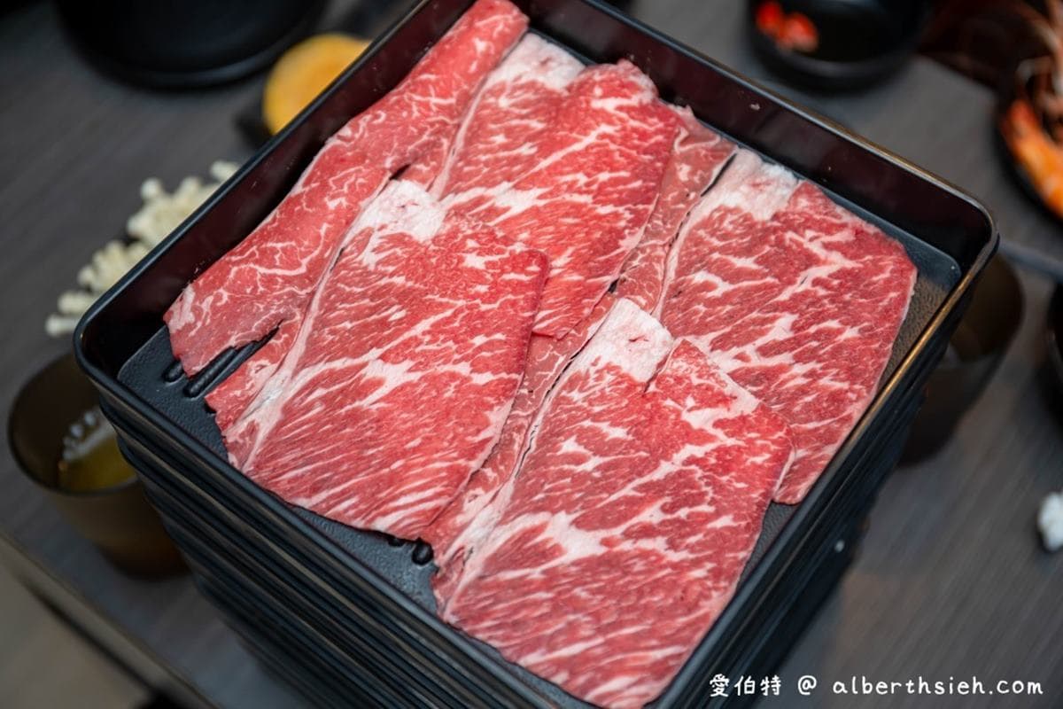 肉控怒吃囉！新莊火鍋吃到飽獨創養生鍋+原塊肉，還有超夯觀音茶冰淇淋