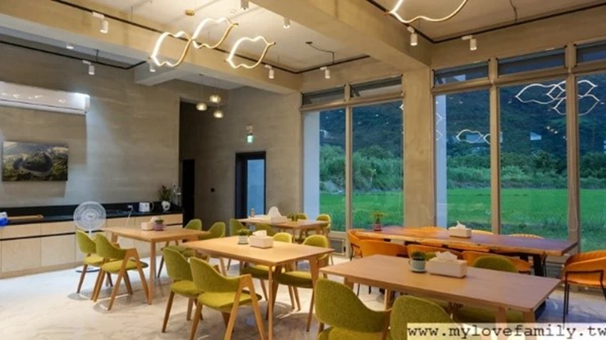 住1晚不夠!花蓮景觀民宿親子房裡有樹屋,坐擁絕美湖景夢幻又好拍 住1晚不夠!花蓮景觀民宿親子房裡有樹屋,坐擁絕美湖景夢幻又好拍