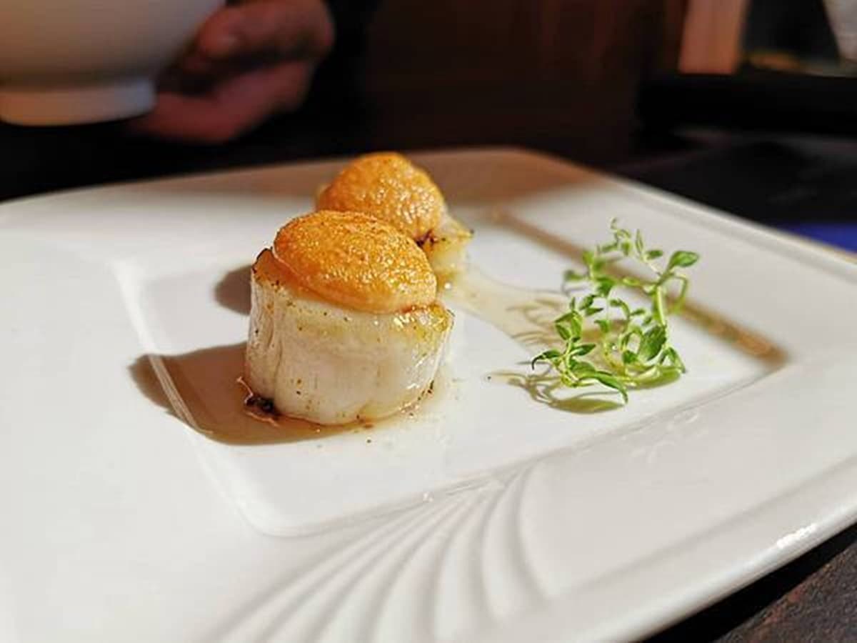 饕客衝台中囉！龍蝦兩吃只要888元，再嗑豬油拌飯、冷麵攪半熟蛋