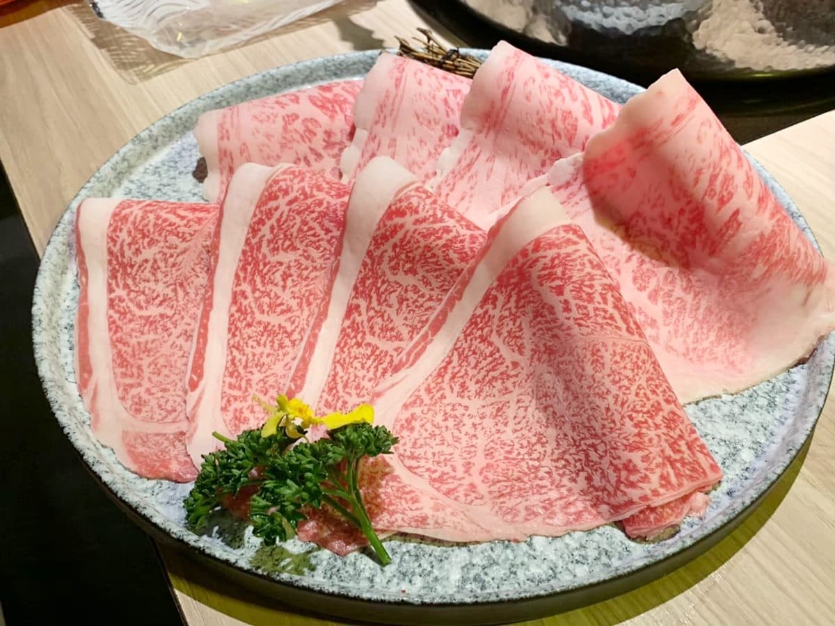 4人享88折、6人享78折！築間「有之和牛」吃到飽插旗，中壢人、板橋人限定7天爽吃
