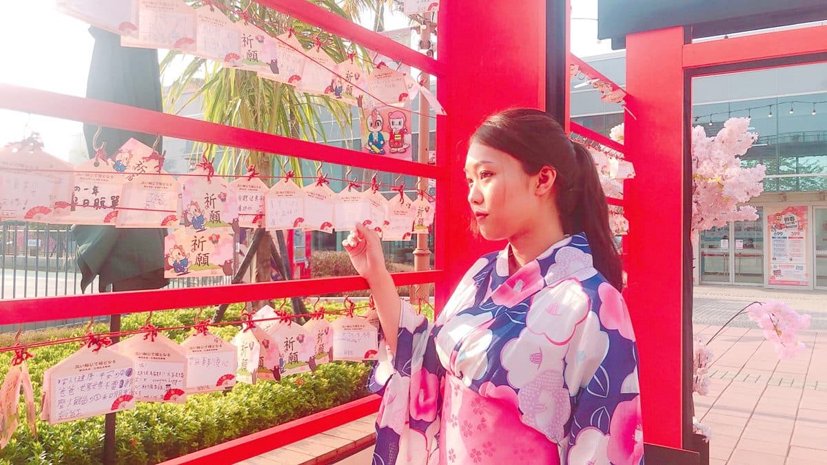 樂園打造小日本造景！漫步在櫻花步道、拍3公尺高櫻花祈福鳥居，買門票再送200元消費券