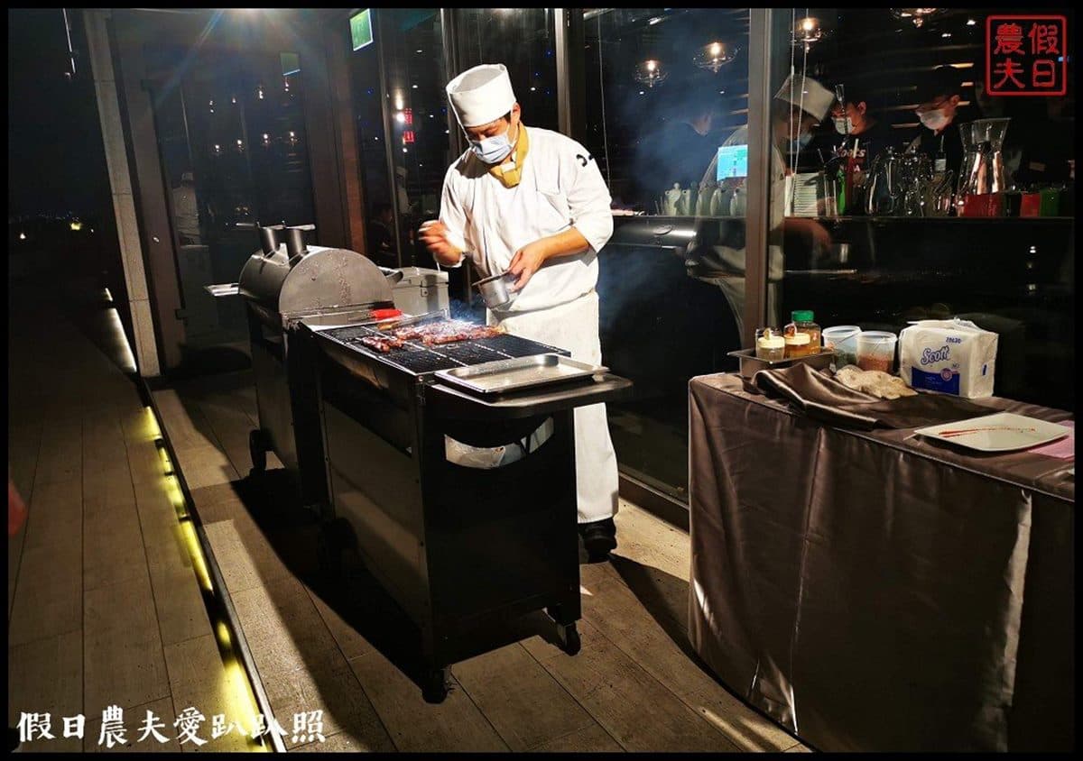 免出門賞百萬夜景!宜蘭景觀溫泉飯店房內就有雙湯池,24樓星空酒吧享270度視野 免出門賞百萬夜景!宜蘭景觀溫泉飯店房內就有雙湯池,24樓星空酒吧享270度視野