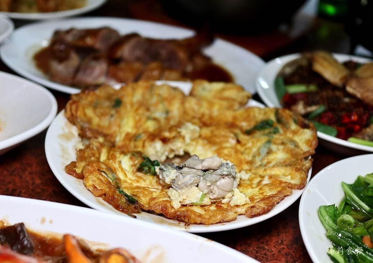 吃生猛海鮮不用跑漁港！饕客最愛台中聚餐餐廳，必點避風塘大蝦、紅蟳粥