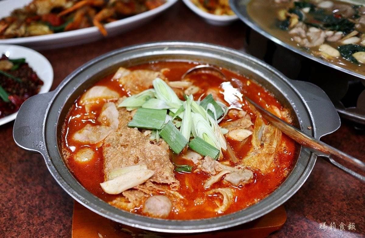 吃生猛海鮮不用跑漁港！饕客最愛台中聚餐餐廳，必點避風塘大蝦、紅蟳粥