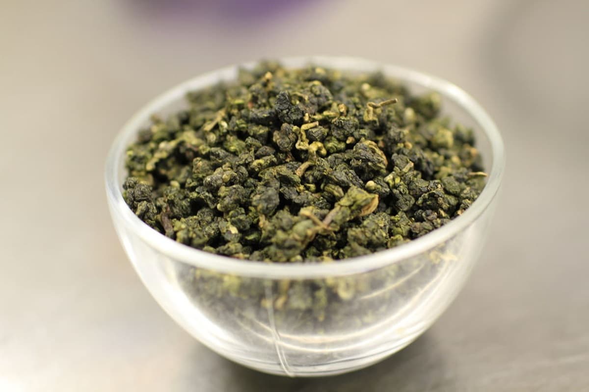 水水放心喝！台南網美系手搖飲堅持使用天然完整茶葉，內行必點無糖翠玉小青會回甘