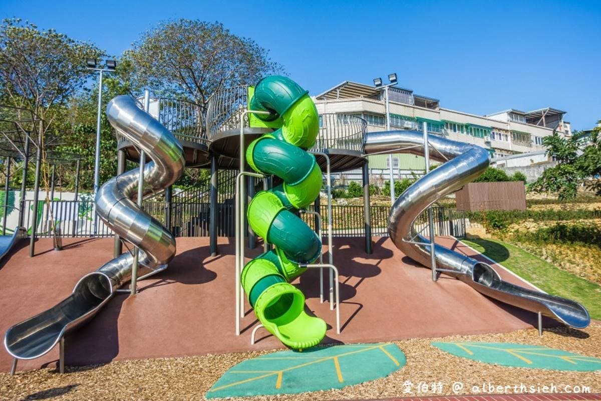 炮仗花都開好了！鶯歌公園3D彩繪階梯處處有驚喜，小孩瘋玩超高溜滑梯