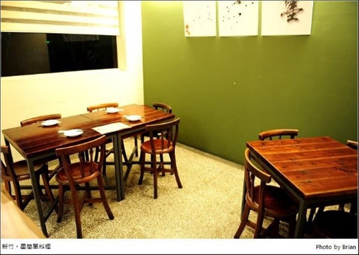夜間限定!新竹復古麵館搖身一變居酒屋,必點用生命做的滷白菜、3椒合體椒麻雞 夜間限定!新竹復古麵館搖身一變居酒屋,必點用生命做的滷白菜、3椒合體椒麻雞