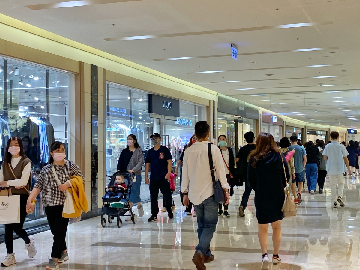 義大遊樂世界228連假超值優惠 雙人只要888元 一秒偽出國 義大Outlet Mall再抽萬元購物金 義大遊樂世界228連假超值優惠 雙人只要888元 一秒偽出國 義大Outlet Mall再抽萬元購物金