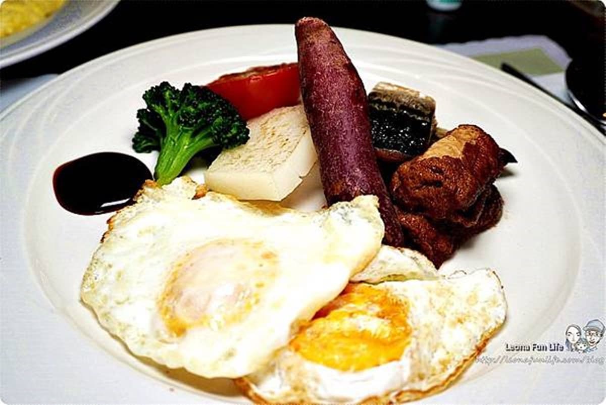 玩一天也不膩！住這家飯店免費泡湯、逛森林遊樂區，親子房還能溜滑梯、躺床上看星星