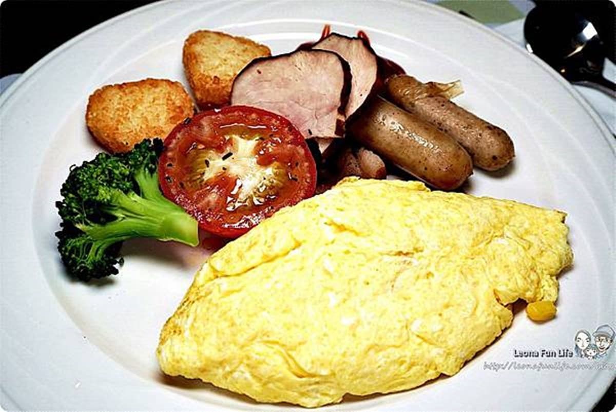 玩一天也不膩！住這家飯店免費泡湯、逛森林遊樂區，親子房還能溜滑梯、躺床上看星星