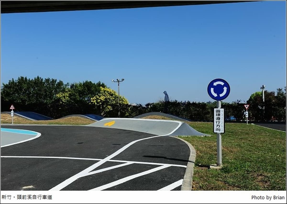 遛小孩也能當網美!新竹河濱公園打卡櫻花自行車道,還能免費玩全新滑步車場 遛小孩也能當網美!新竹河濱公園打卡櫻花自行車道,還能免費玩全新滑步車場