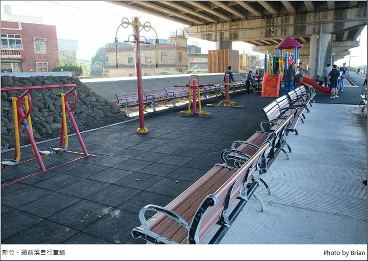 遛小孩也能當網美!新竹河濱公園打卡櫻花自行車道,還能免費玩全新滑步車場 遛小孩也能當網美!新竹河濱公園打卡櫻花自行車道,還能免費玩全新滑步車場