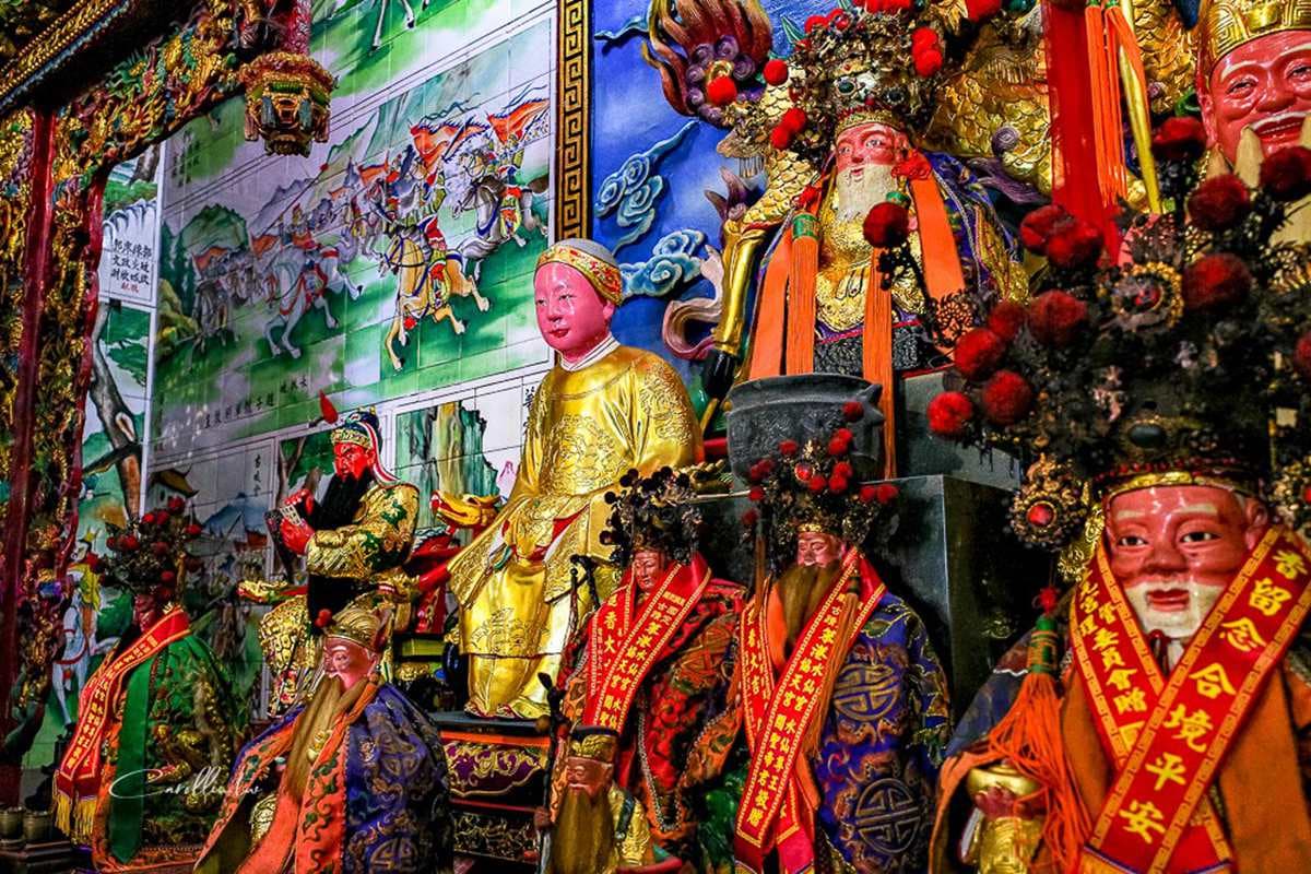 快衝基隆偽出國！穿琉球傳統服裝、嘗沖繩美食，還能順遊台版彩虹島、西班牙教堂遺址
