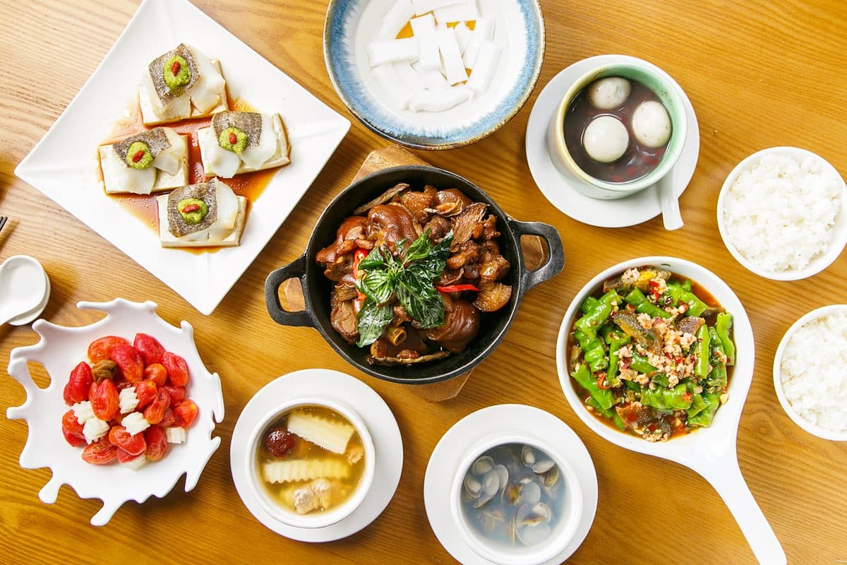 吃貨們請收下!3月全台26間美食優惠:壽星送「歲數雞翅山」、點心買一送一、用餐5折 吃貨們請收下!3月全台26間美食優惠:壽星送「歲數雞翅山」、點心買一送一、用餐5折