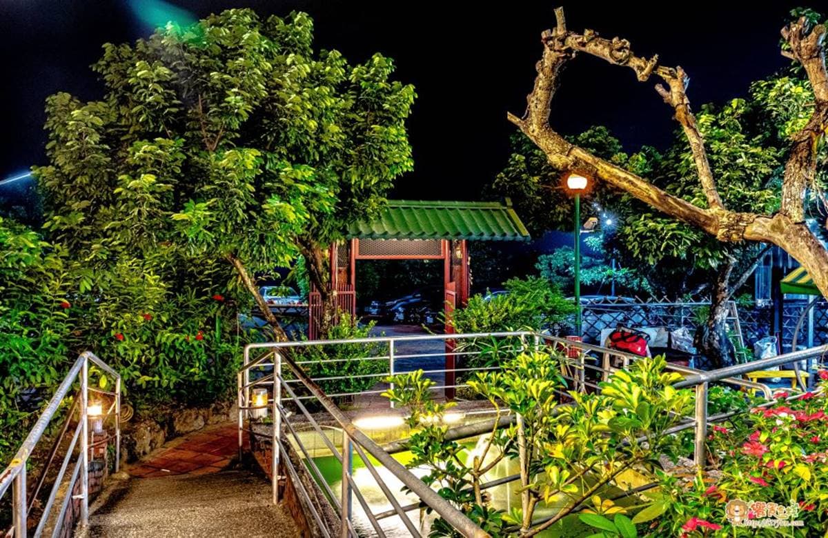 120元泡茶不限時！隱藏版茶藝館賞私房夜景，必點竹管蒜頭烤雞鮮嫩多汁