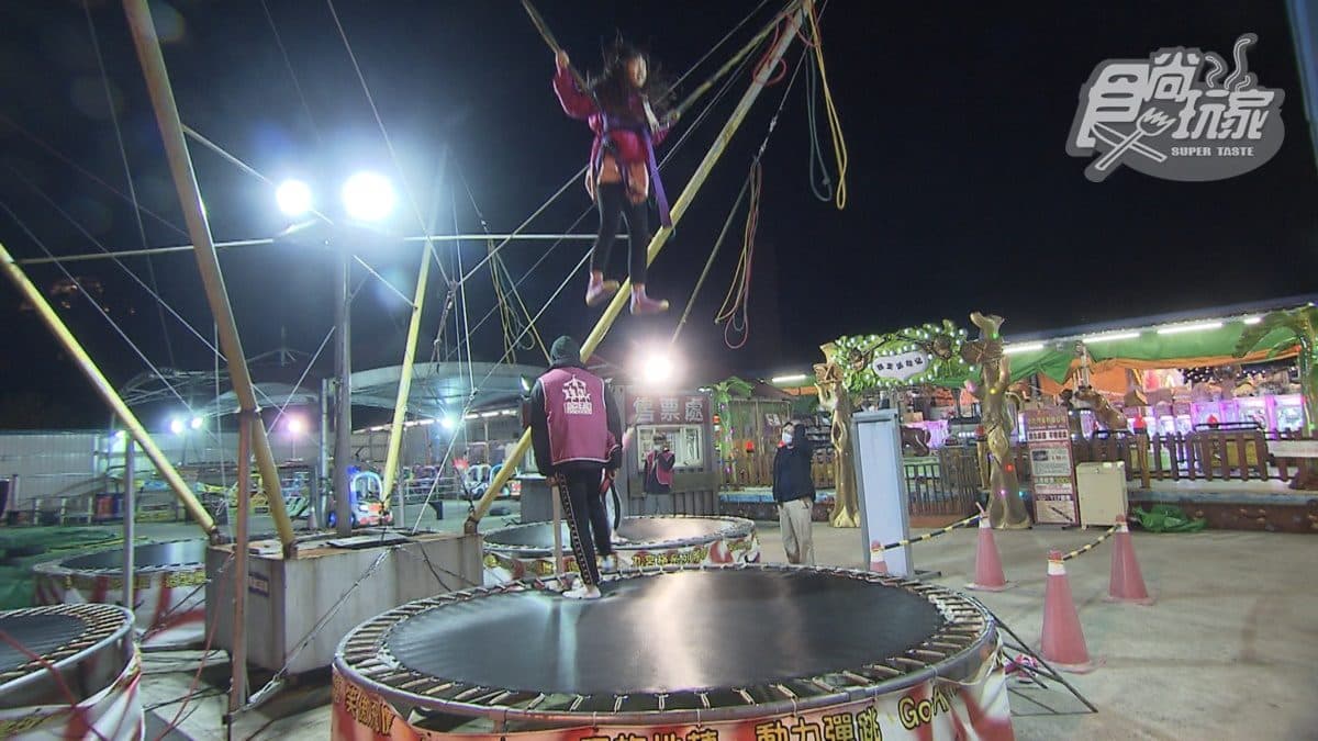 夜市的面積廣達３個足球場大小。