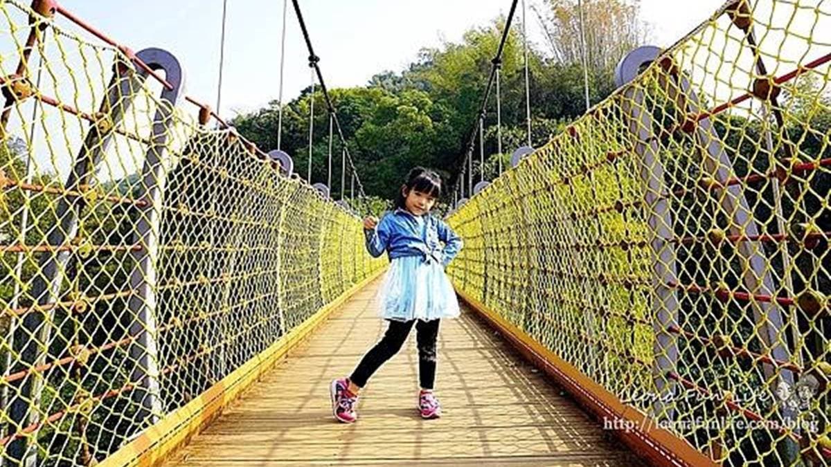 帶小孩來探險！打卡台中超神祕「蝙蝠洞」，順遊大吊橋還可踏青走步道