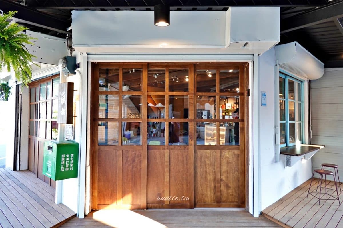 偶像劇也來取景！老宅變身復古甜點店，必吃柚子抹茶千層派，還能順路拍廢墟風穀倉