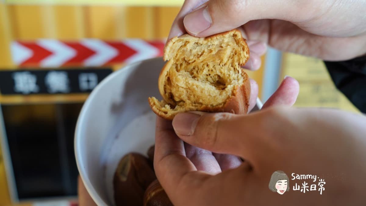 24小時不打烊！超有哏「無人」雞蛋糕現點現烤，外皮酥脆還吃得到麵粉香