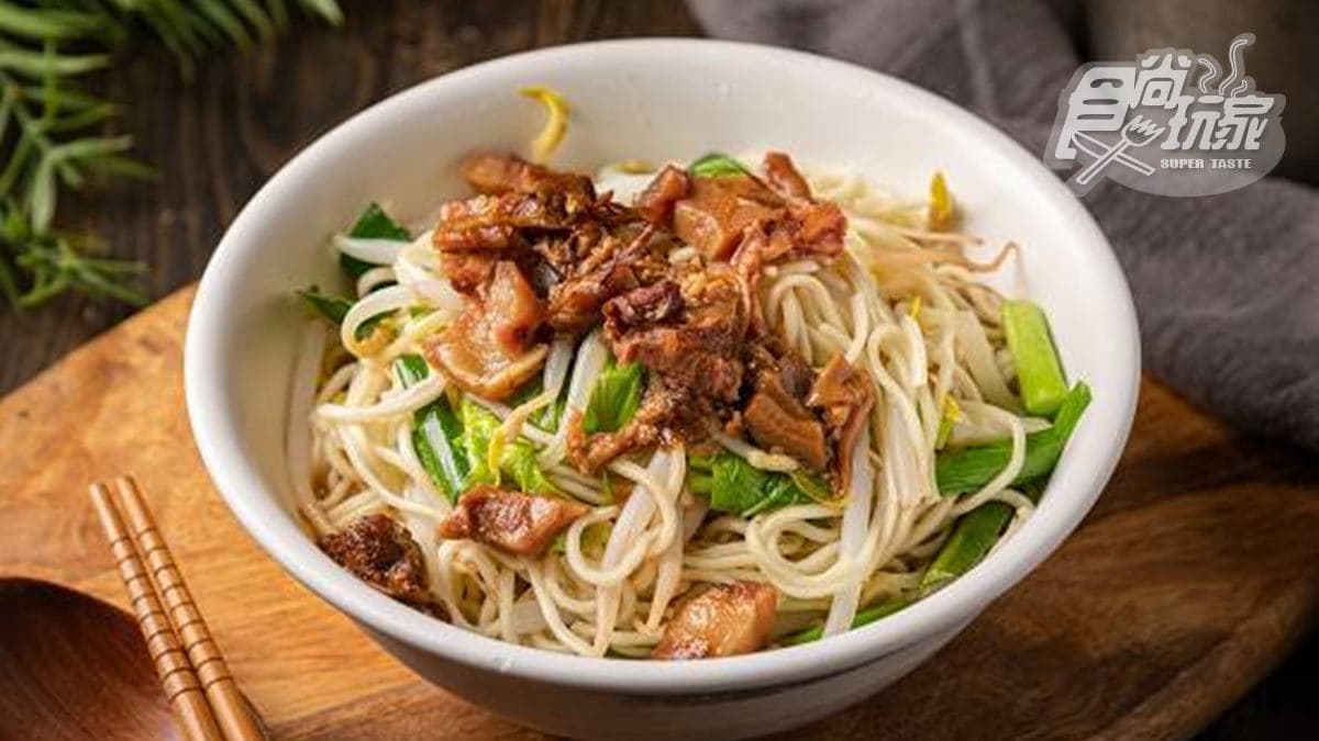 麵體軟硬度剛好，讓人忍不住一口接著一口。