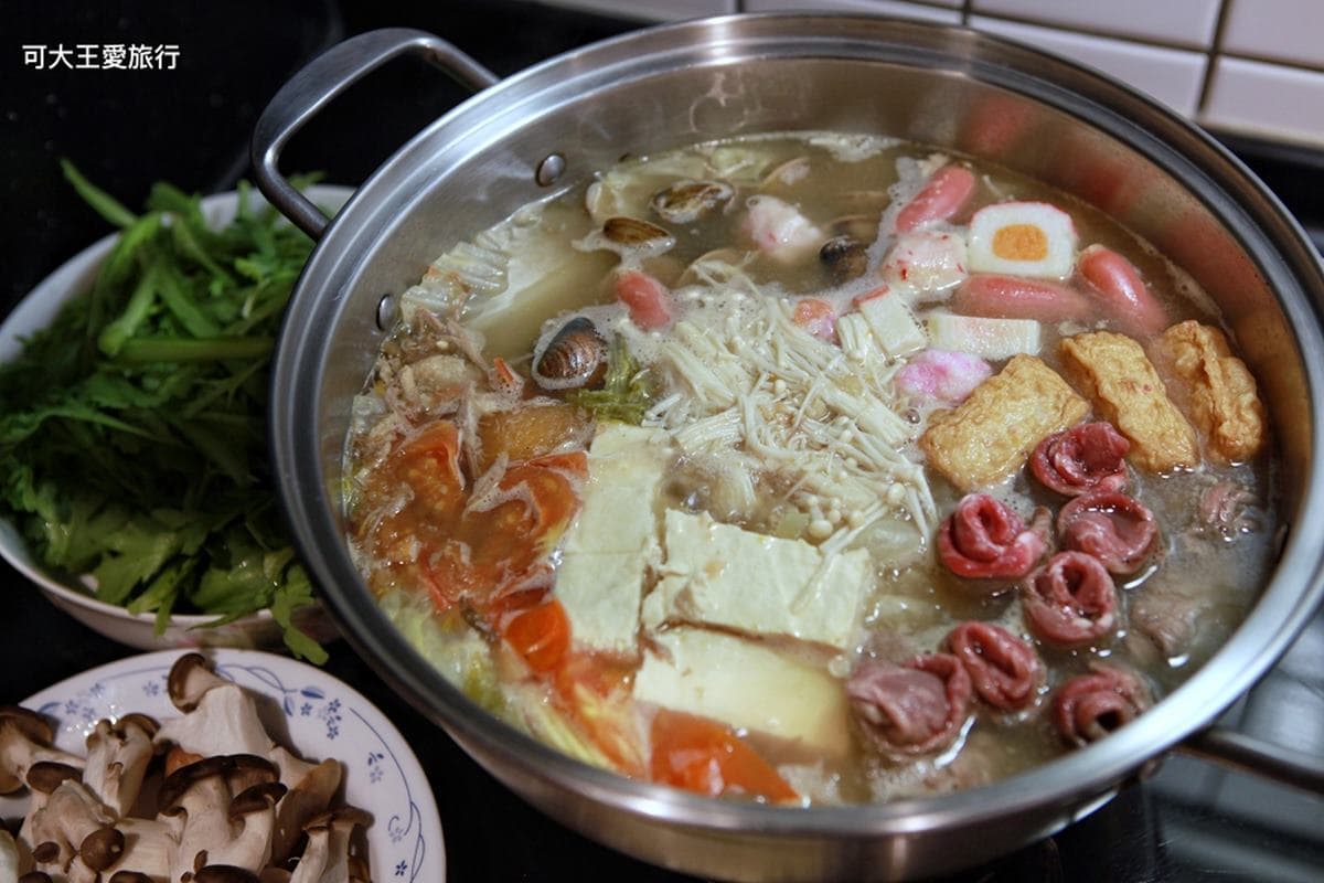 武俠客棧住一晚！復古民宿每人1400就能包棟，享廚房可BBQ、小孩還能體驗餵小馬