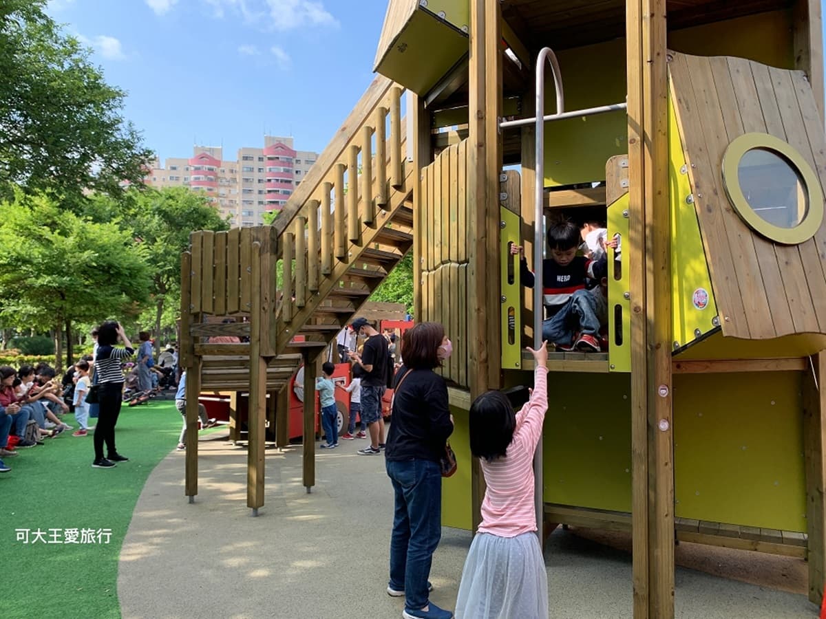 小小打火英雄出任務！台北親子公園再翻新：超Ｑ消防車、火焰鞦韆、旋轉溜滑梯
