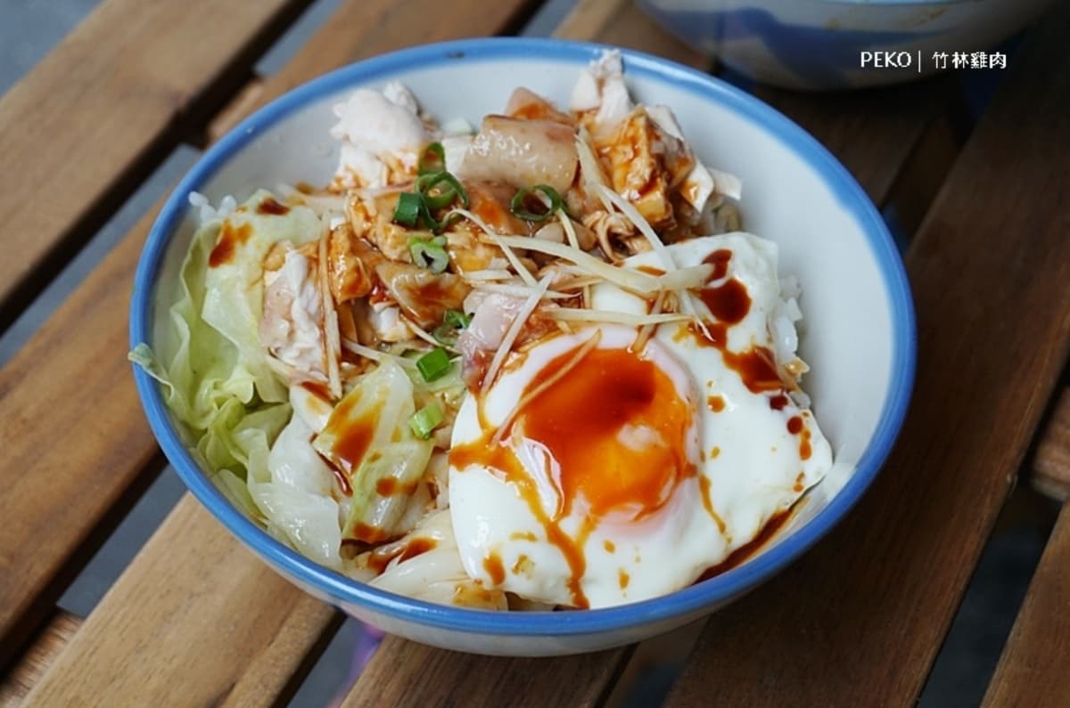 在地人也愛吃！超夯「銷魂雞肉飯」加量版更滿足，還有15元雞油飯很唰嘴